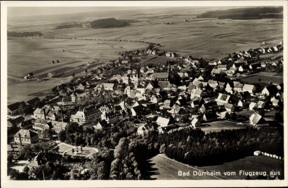 Ak Bad Dürrheim im Schwarzwald, Luftaufnahme von  ländliche Umgebung, Häuser, Felder