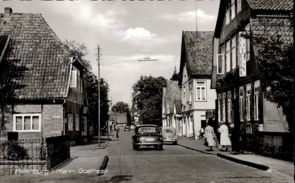 Rotenburg an der Wümme, street view, historical architecture, cars, trees