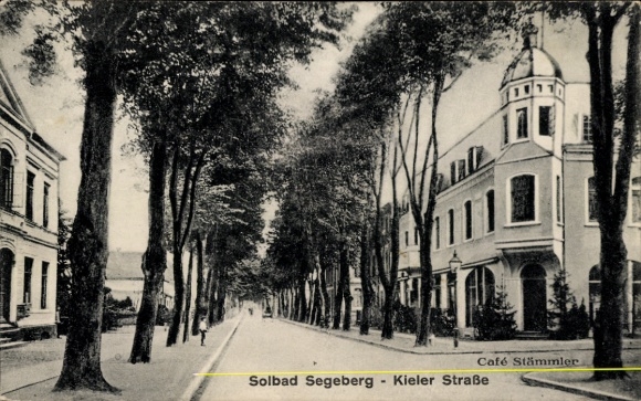 Postcard Bad Segeberg in Holstein, Café Stämmler, Solbad Kieler Straße, trees along the street