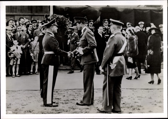 Foto Hoffmann, Heinrich, Brussel, Intern Air Show, King Leopold, Generaloberst Misch