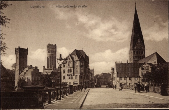 Postcard Lüneburg in Lower Saxony, Altenbrückertorstraße