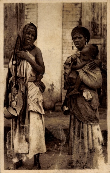 Ak Djibouti Dschibuti, Mendiantes, Bettlerinnen, Frauen mit Kindern