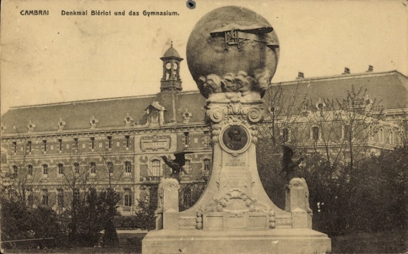 Ak Cambrai Nord, Denkmal Blériot, Gymnasium,  Architektur, Skulptur