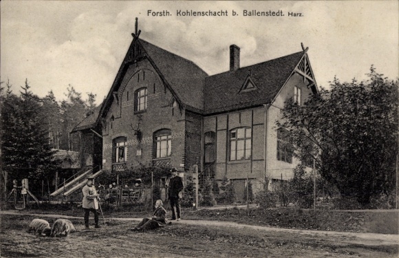 Ak Ballenstedt im Harz, Kohlenschacht, Gebäude