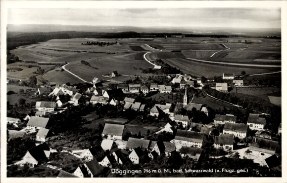 Ak Döggingen Bräunlingen in Baden Württemberg, landschapsmening, dorpsgezicht, Zwarte Woud, luchtfoto