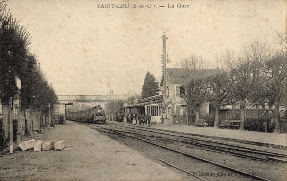 Postcard Saint Leu Val d'Oise, station track side, railway