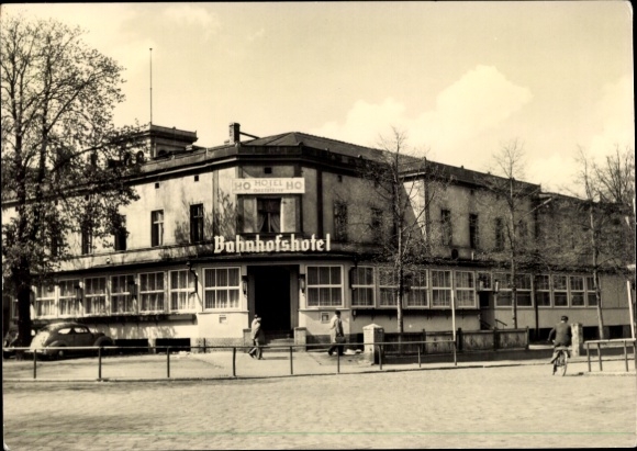 KP Königs Wusterhausen w Brandenburgii, hotel na dworcu kolejowym