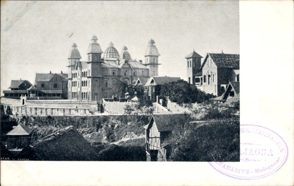 Ak Tananarive Antananarivo Madagaskar, Blick auf den Königspalast, Gebäude