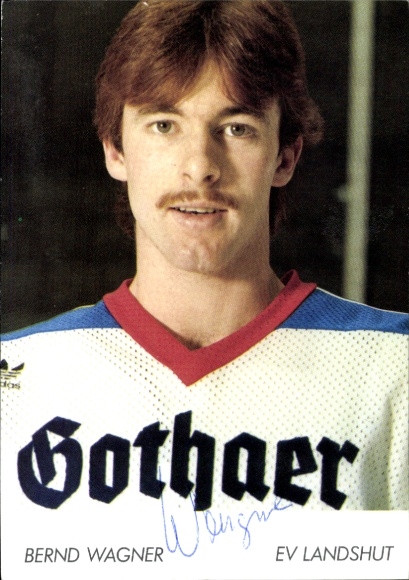 Postcard ice hockey player Bernd Wagner, EV Landshut, autograph