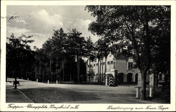 Postcard Königsbrück in Upper Lusatia, view of the military training area, main entrance to the new camp
