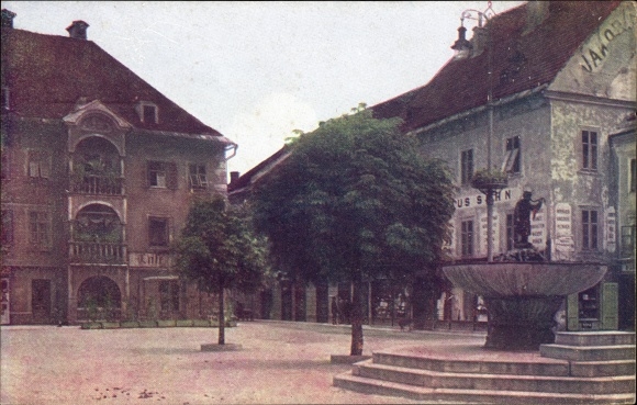 Postcard Sankt Veit an der Glan Carinthia, square with fountain
