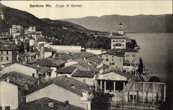 Ak Gardone Riviera Lago di Garda Lombardia, Gesamtansicht