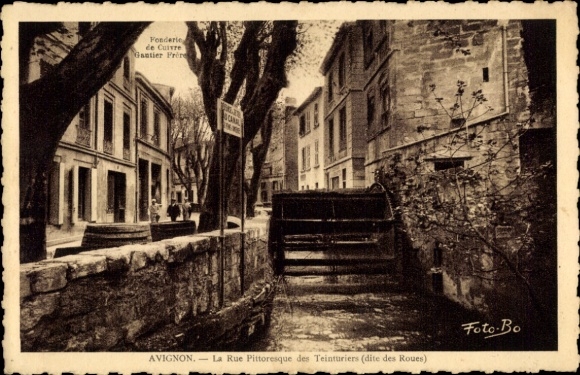 Ak Avignon Vaucluse, Fonderie de Cuivre, Rue Pittoresque des Teinturiers, Foto-Bo