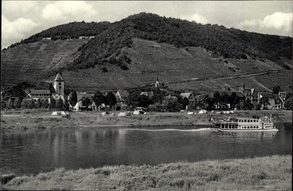 Postcard Moselkern on the Moselle, steamer in motion, place with a church