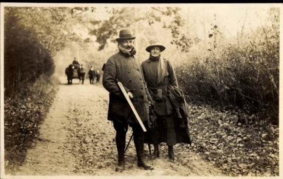 Photo Postcard Jäger, portrait with Woman