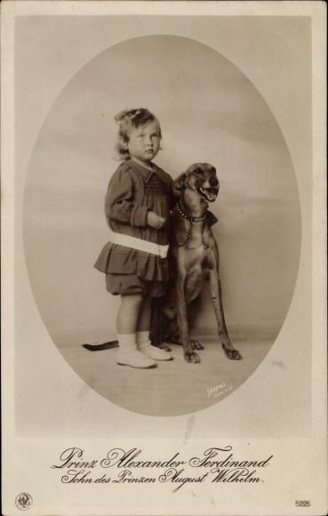 Ak Prins Alexander Ferdinand van Pruisen, portret met hond