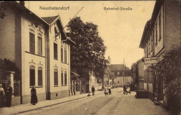 KP Neudietendorf w Turyngii, Bahnhofstrasse