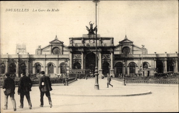 Postcard Bruxelles Brussels, La Gare du Midi, tram at the train station