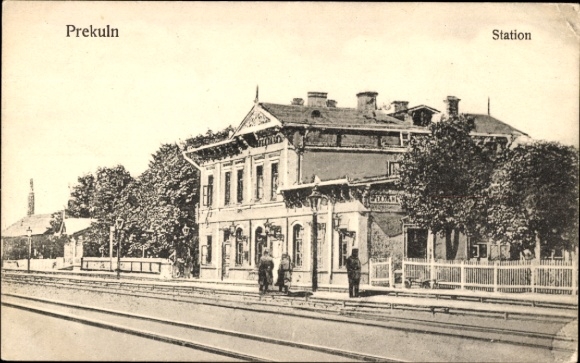 Ak Priekule Prekuln Letland, treinstation, spoorzijde