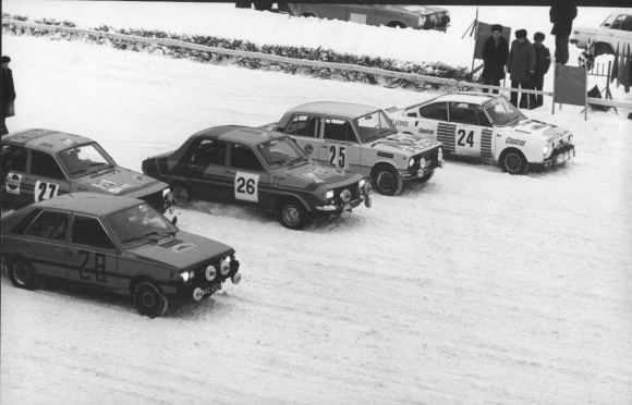 Photo Russia, car racing, car rally Russian winter, 1980, start