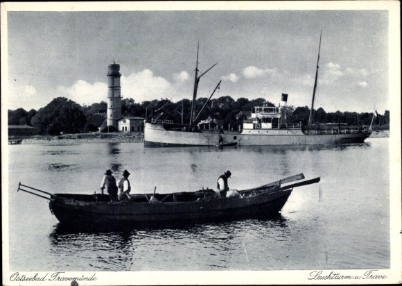 Ak Ostseebad Travemünde Lübeck, vuurtoren, Trave, roeiboot, stoomboot