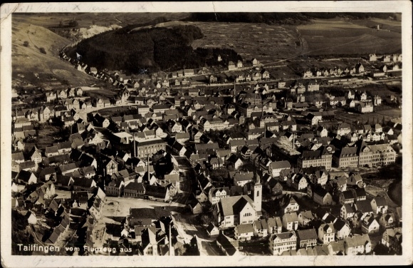 Postcard Tailfingen Albstadt im Zollernalbkreis, total view of the village, aerial photograph