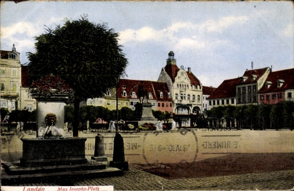 Postcard Landau in der Pfalz, Max Josephs-Platz, historic buildings, fountain, colorful PC