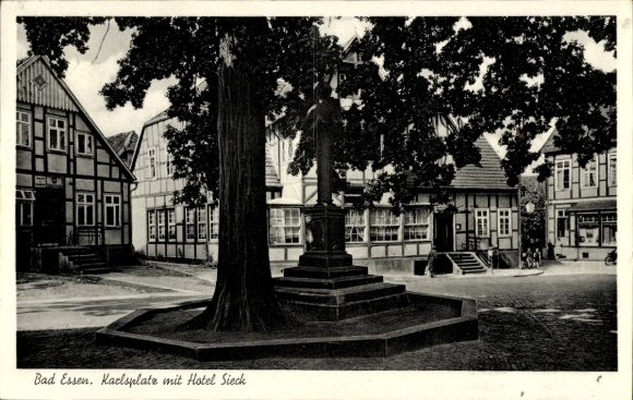 Ak Bad Essen in Nedersaksen, Kaelsplate met Hotel Sieck, standbeeld, gebouw