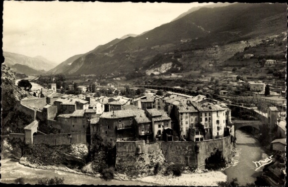 PC Entrevaux Alpes de Haute Provence, general view