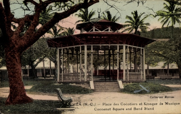 KP Nouméa Nouvelle Calédonie Nowa Kaledonia, Cocoanut Square, estrada, palmy, kiosk, ławki