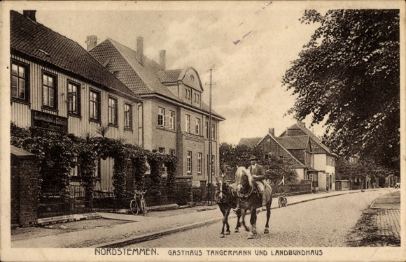 Postcard Nordstemmen in Lower Saxony, Gasthaus Tangermann, Landbundhaus, horses, riders