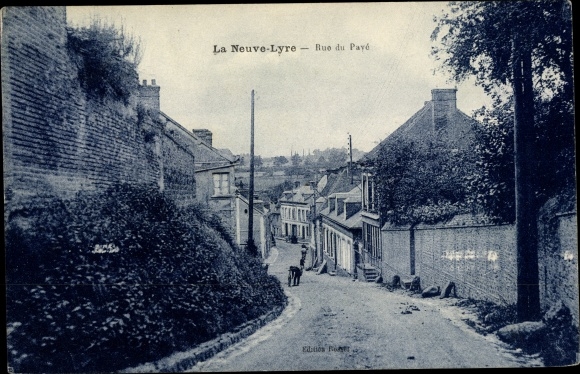 Postcard La Neuve Lyre Eure, Rue du Pavé