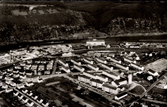 Postcard Wertheim am Main, aerial view of Wertheim, residential buildings, river, landscape