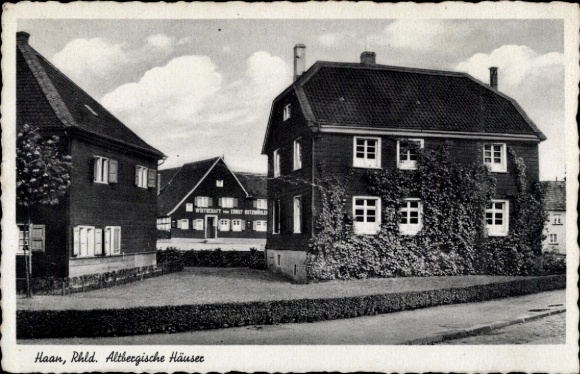 Postcard Haan in the Rhineland, Altbergische houses, economy