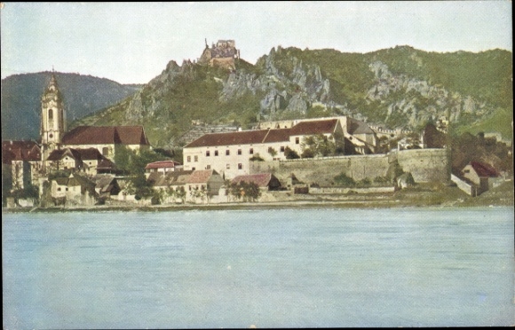 Ak Dürnstein an der Donau Wachau Niederösterreich,  Wachau, Flusslandschaft, Berge,  Gebäude