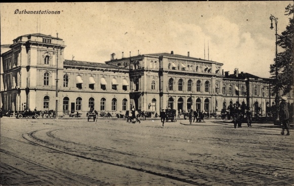 Postcard Oslo Norway, East Railway Stations, Train Station
