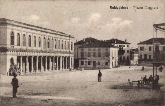 Postcard Valdobbiadene Veneto Italy, Piazza Maggiore