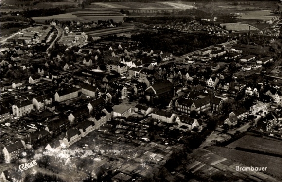 Ak Brambauer Lünen in Westfalen, luchtfoto van veel gebouwen, velden op de achtergrond