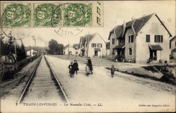 Postcard Thaon les Vosges Lothringen Vosges, The New Cities, Bahnschienen