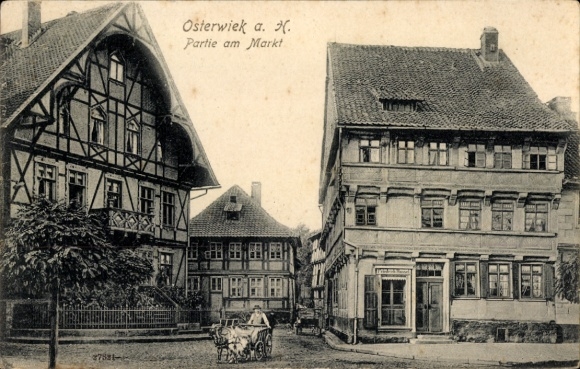 Postcard Osterwieck am Harz, market, half-timbered house