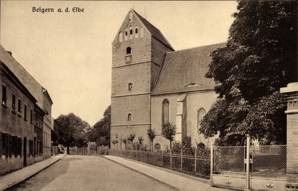 Postcard Belgern on the Elbe, church with gate entrance