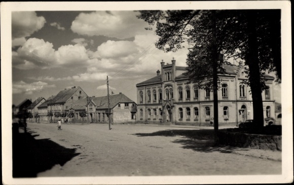Postcard Brüel in Mecklenburg, town hall, street section