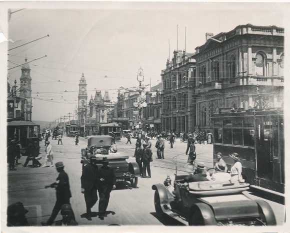 Photo Adelaide Australien, King William Street, Cars, Tram