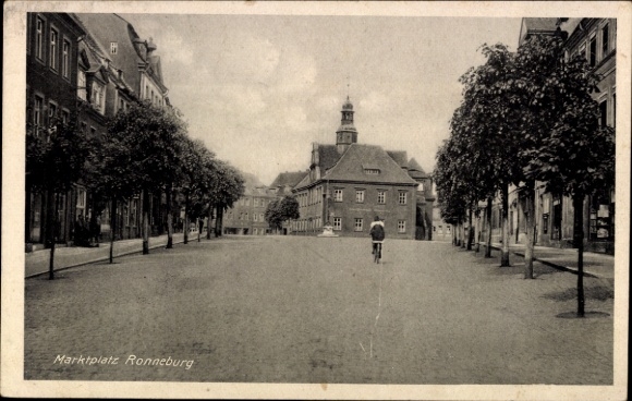 Ak Ronneburg in Thüringen, marktplein, rustige straat, gebouwen, bomen