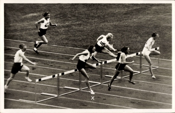 PC Berlin, Olympic Games 1936, hurdler Valla from Italy