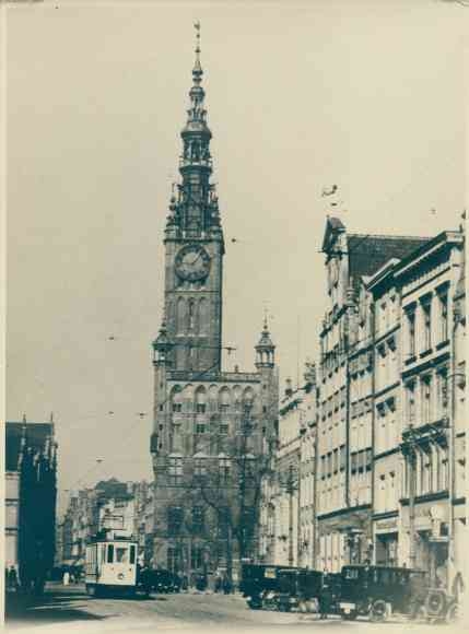 Photo Gdańsk Gdańsk, City Hall, tram line 4