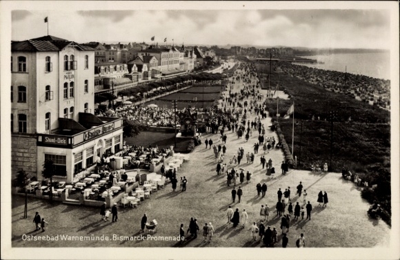 Postcard Ostseebad Warnemünde Rostock, Ostseebad Bismarck Promenade, crowds, buildings