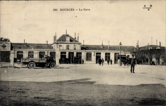 Postcard Bourges-Cher, La Gare