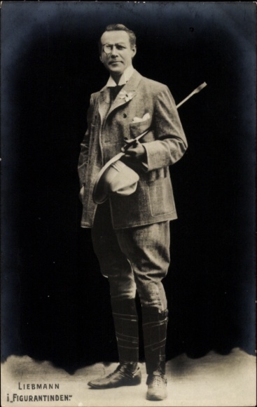 Ak Schauspieler Liebmann, Standportrait, Figurantinden