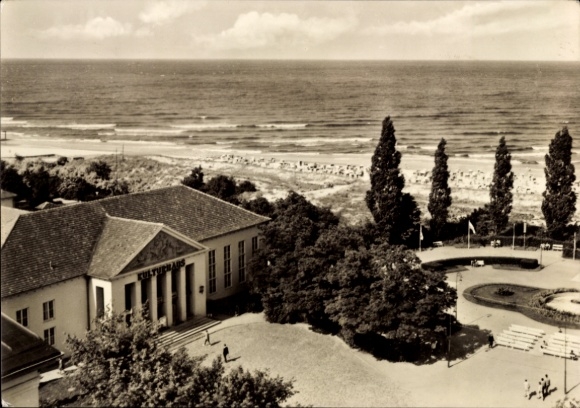 Postcard Ostseebad Heringsdorf on Usedom, cultural center, view of the beach, sea, trees, coastal atmosphere